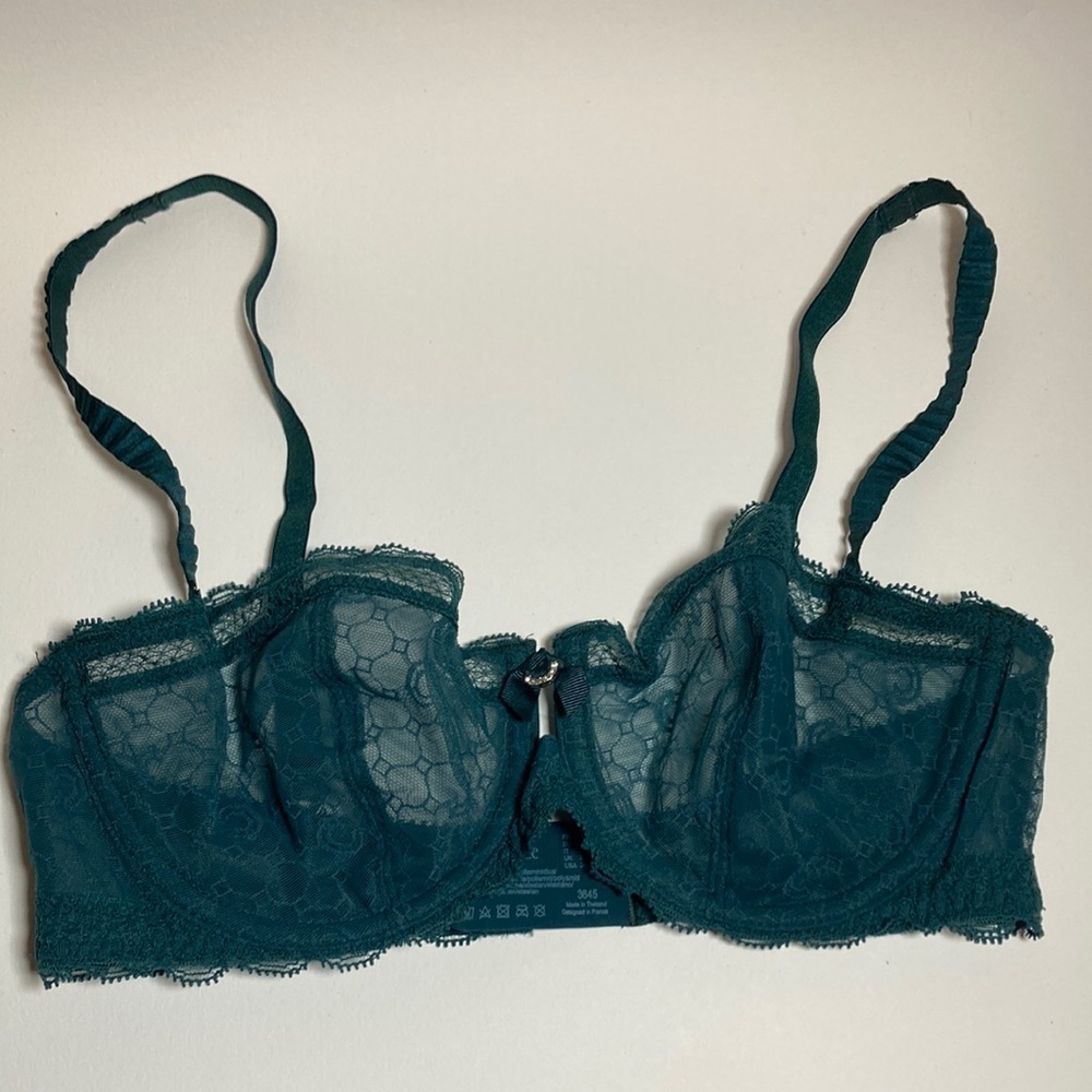 NWOT Chantelle forest green lace Bra size 34C